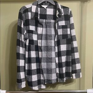 Cozy Flannel Plaid Button-Up Shirt/Shacket - Time & Tru - Black & White M